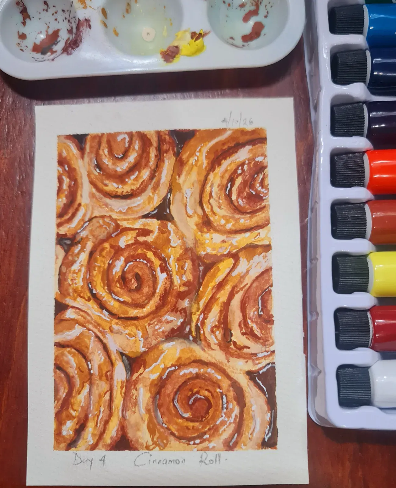 Cinnamon rolls with honey