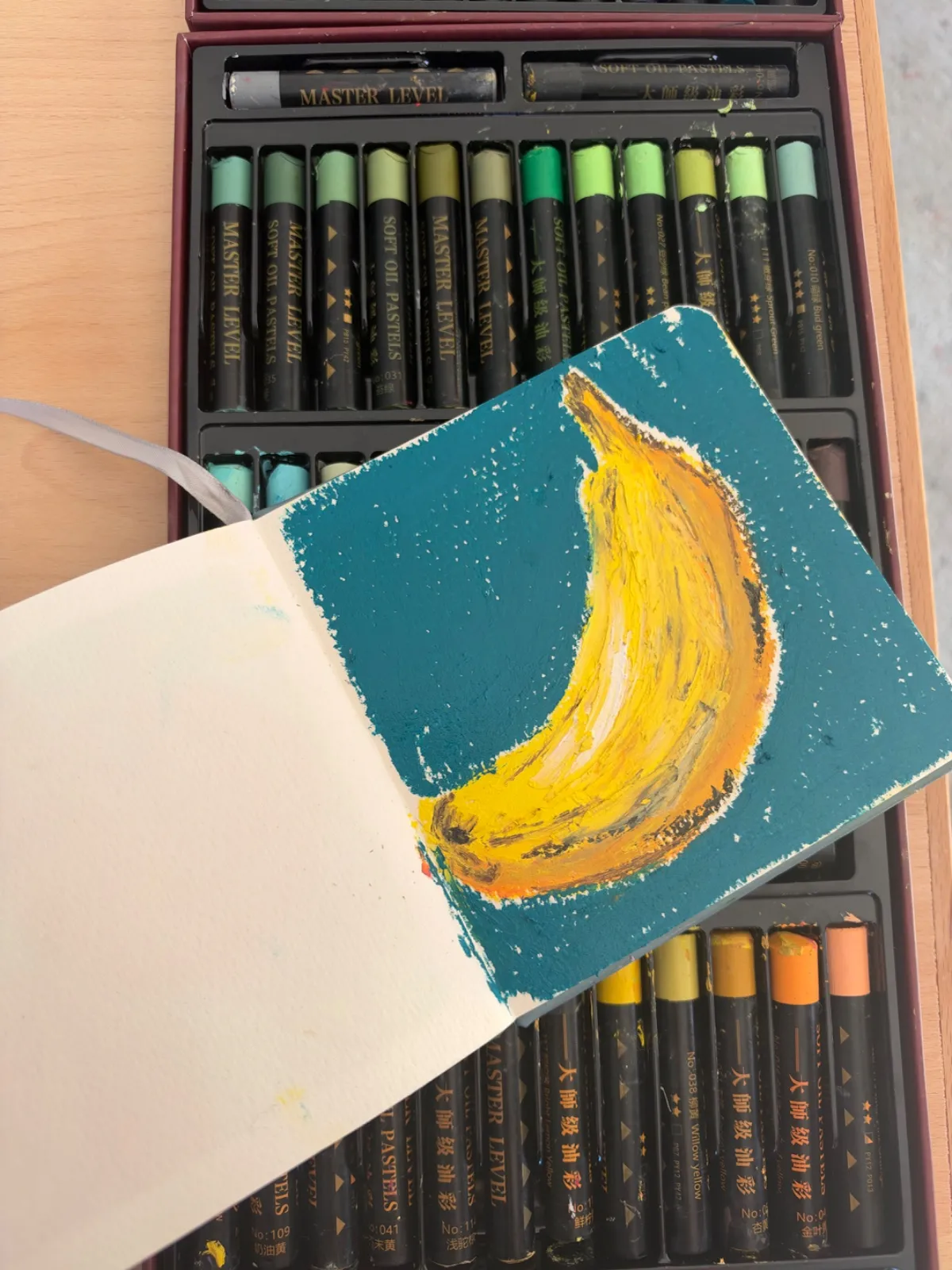 Banana - oil pastel